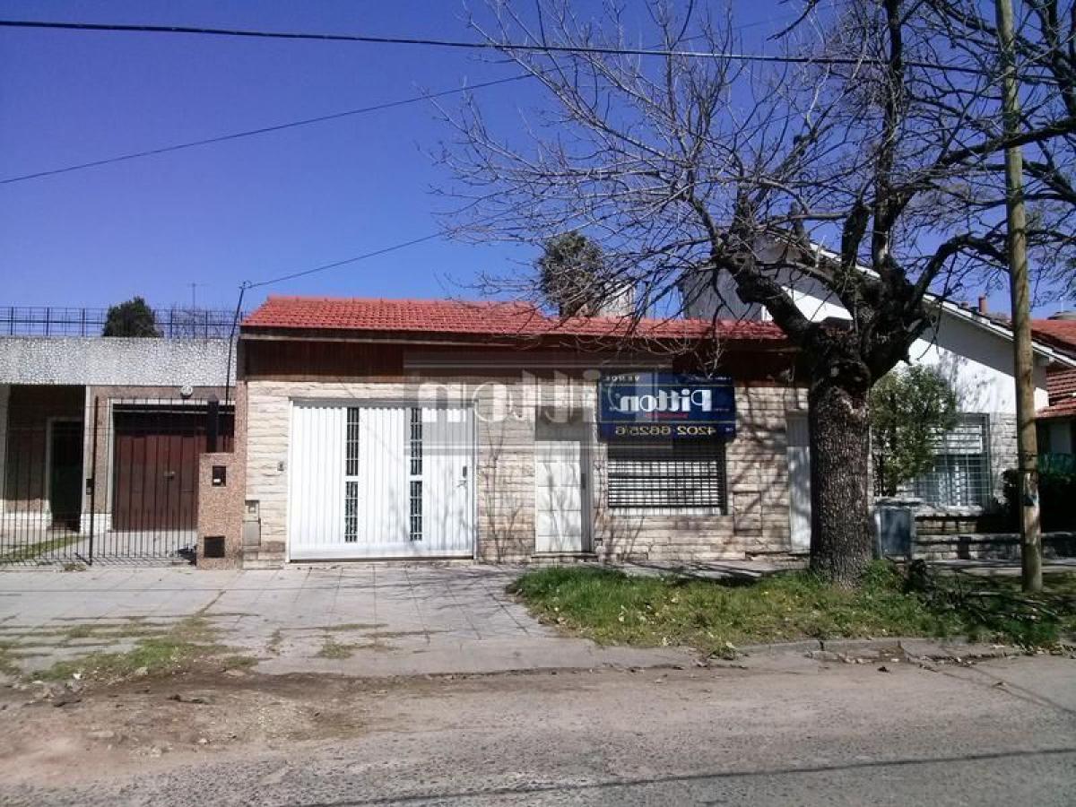 Picture of Residential Land For Sale in Lomas De Zamora, Buenos Aires, Argentina