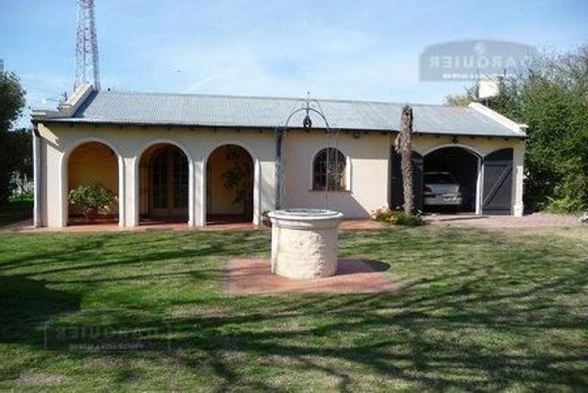 Picture of Home For Sale in General Paz, Buenos Aires, Argentina