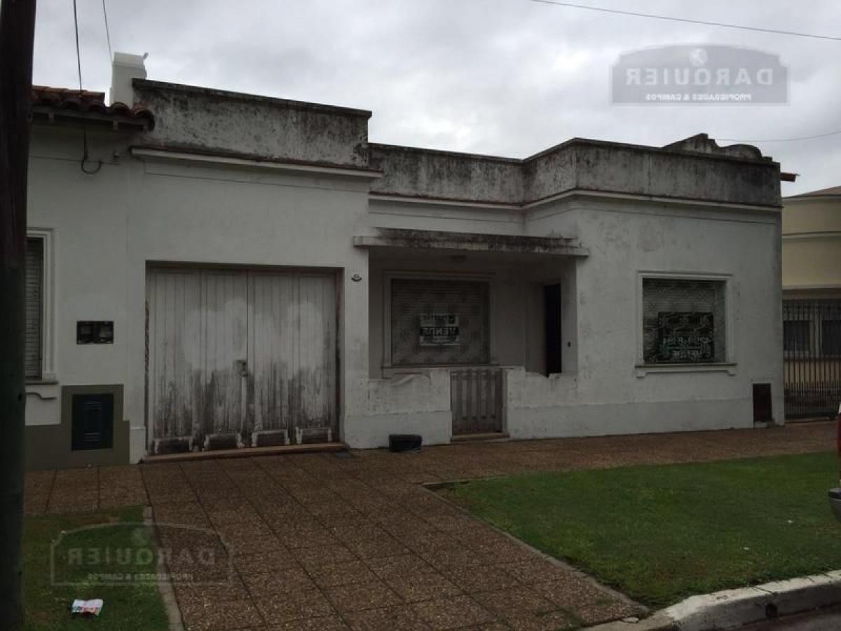 Picture of Home For Sale in Lomas De Zamora, Buenos Aires, Argentina