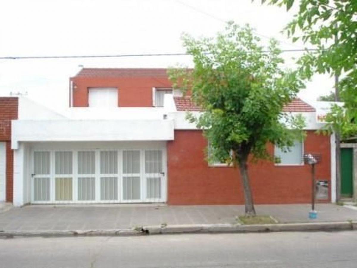 Picture of Home For Sale in Ensenada, Buenos Aires, Argentina