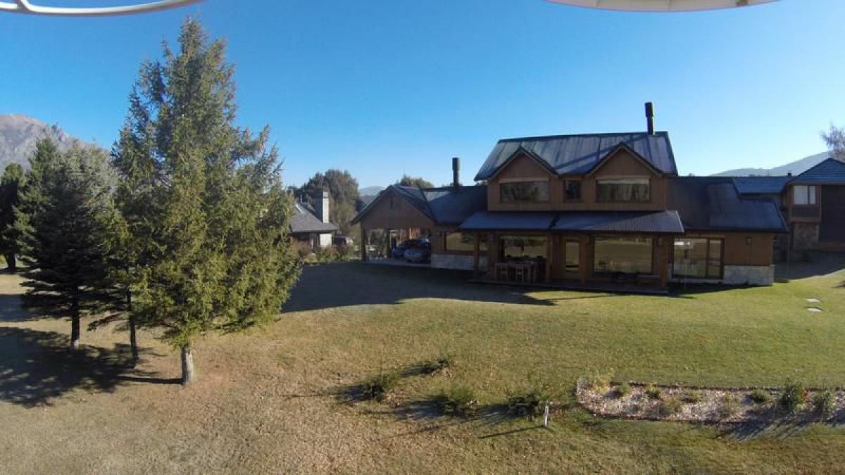 Picture of Home For Sale in San Carlos De Bariloche, Rio Negro, Argentina