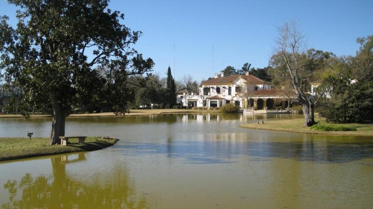 Picture of Home For Sale in General Paz, Buenos Aires, Argentina