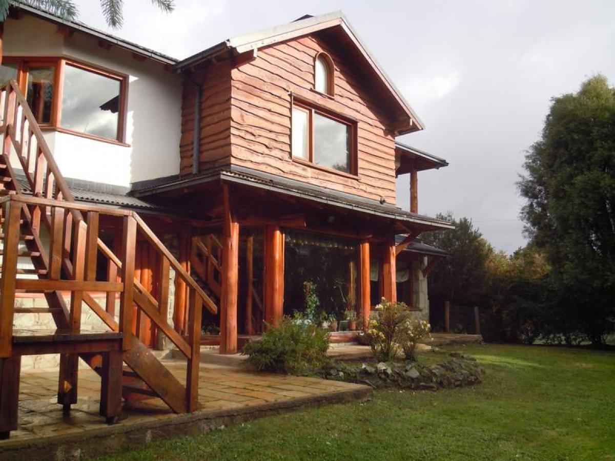 Picture of Home For Sale in San Carlos De Bariloche, Rio Negro, Argentina