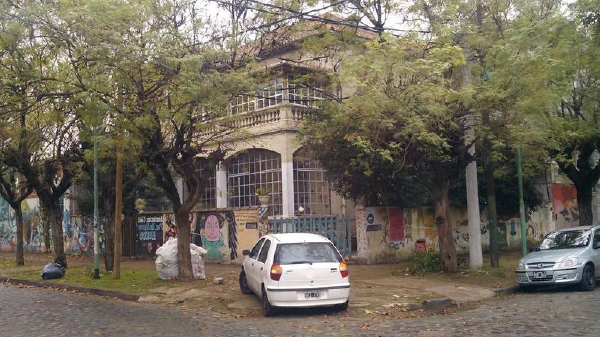 Picture of Home For Sale in Lomas De Zamora, Buenos Aires, Argentina