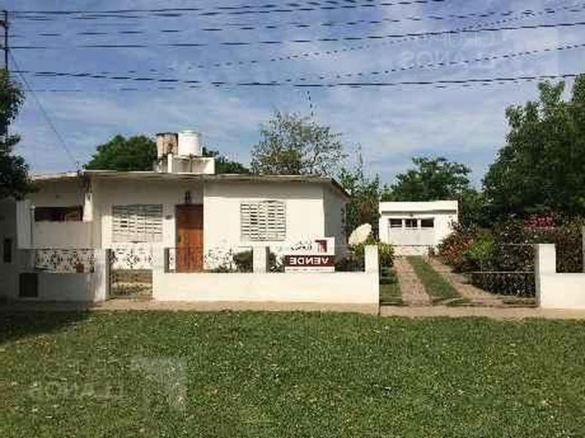 Picture of Home For Sale in Lujan, Buenos Aires, Argentina