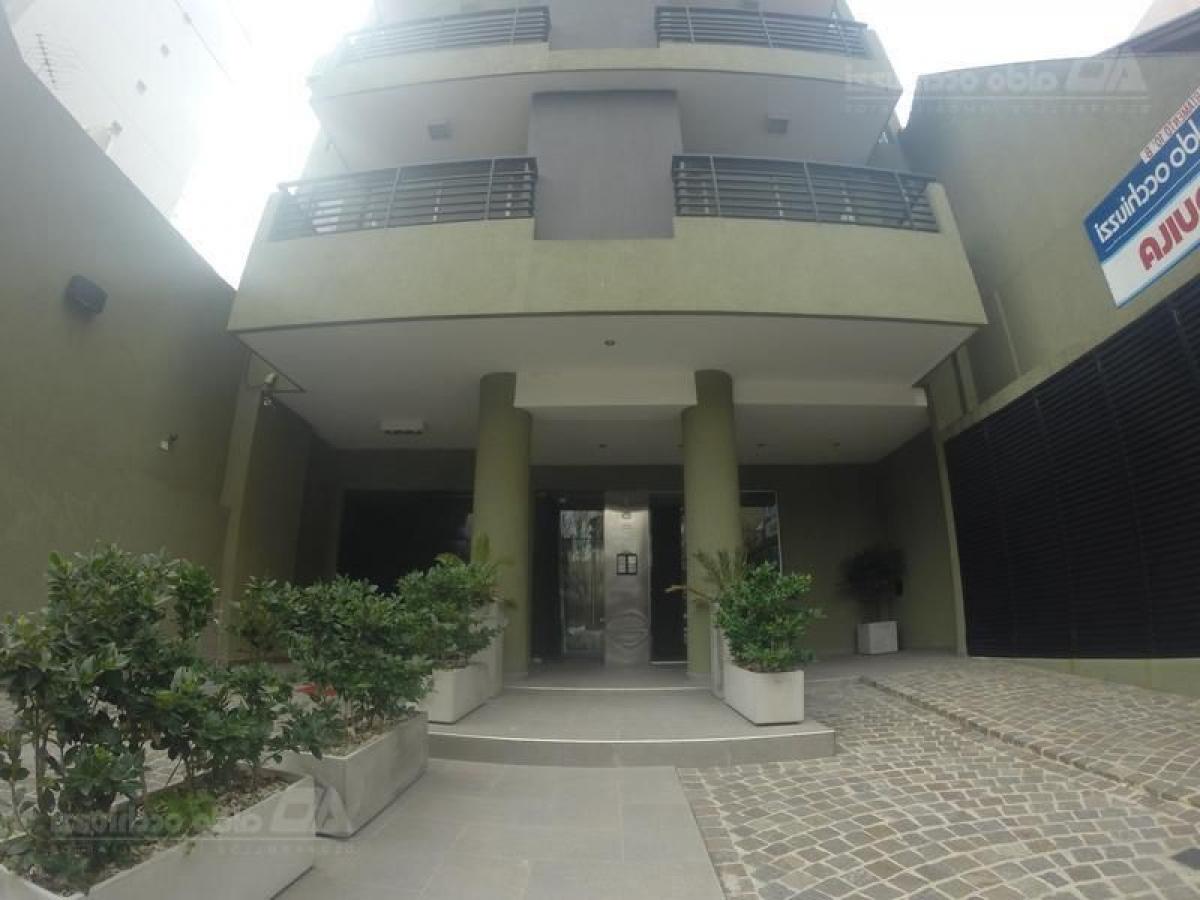 Picture of Warehouse For Sale in Lanus, Buenos Aires, Argentina