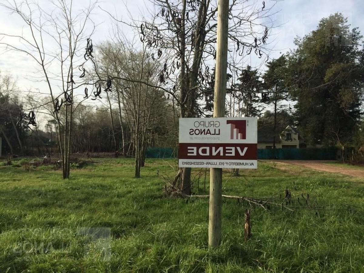 Picture of Residential Land For Sale in Lujan, Buenos Aires, Argentina