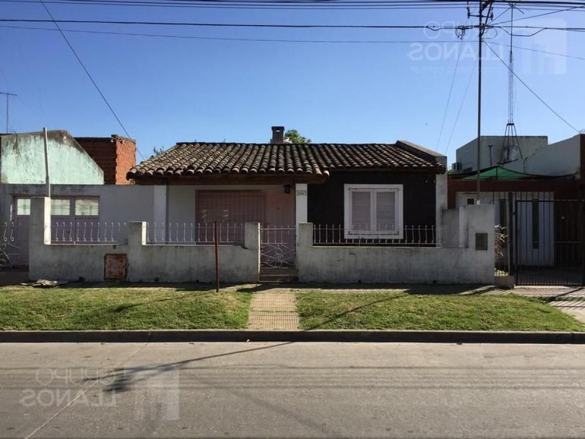 Picture of Home For Sale in Lujan, Buenos Aires, Argentina