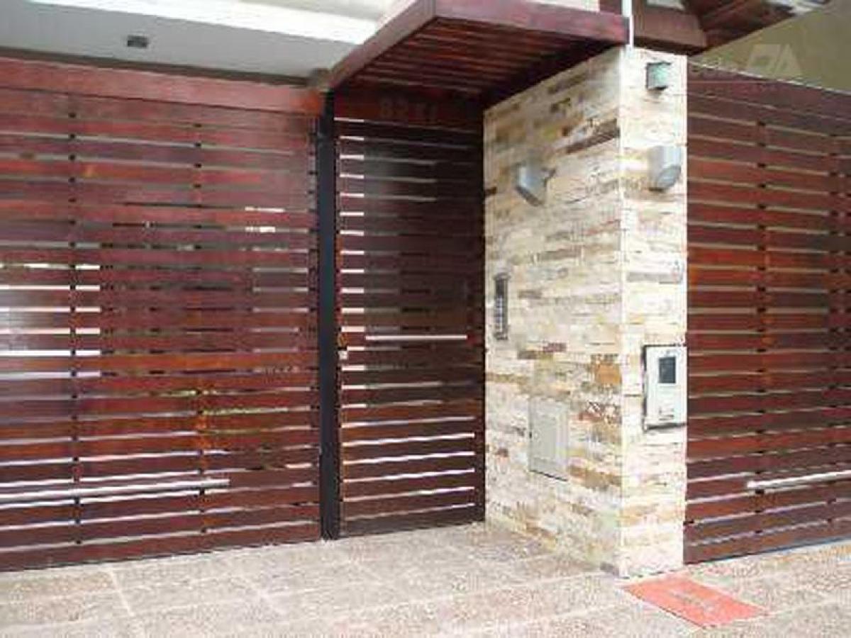 Picture of Warehouse For Sale in Lanus, Buenos Aires, Argentina