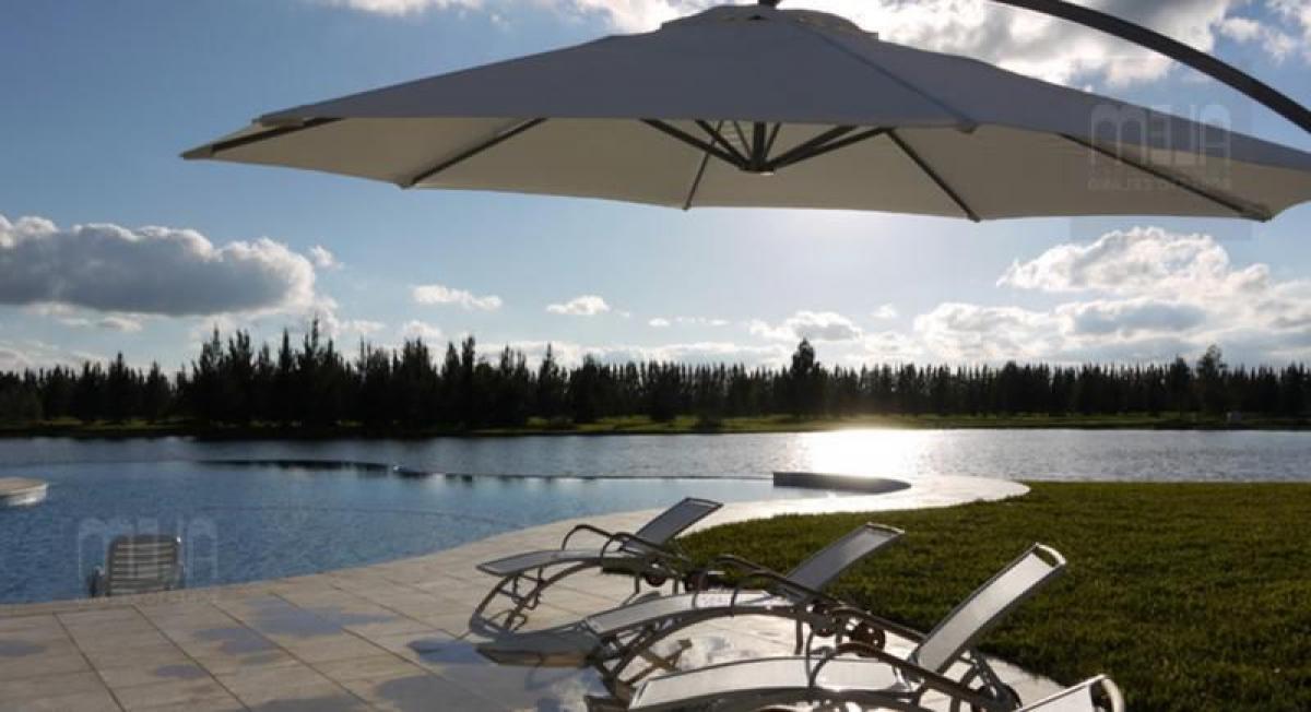 Picture of Residential Land For Sale in Bs.As. G.B.A. Zona Sur, Buenos Aires, Argentina