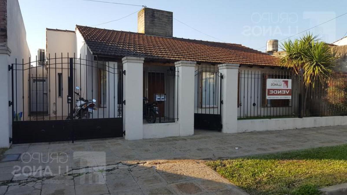 Picture of Home For Sale in Lujan, Buenos Aires, Argentina