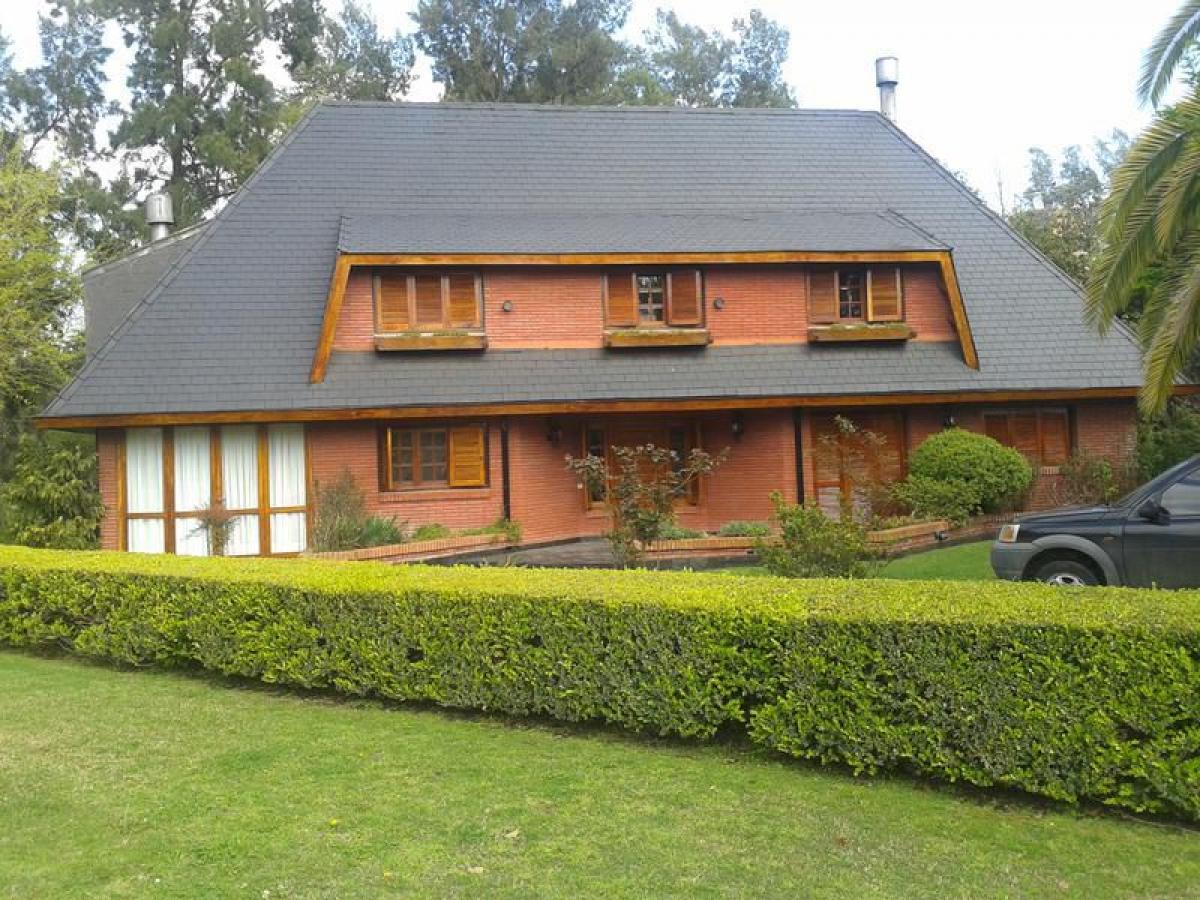 Guernica, Presidente Peron, Buenos Aires, Argentina Homes For Sale at