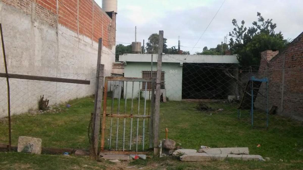 Picture of Home For Sale in Almirante Brown, Distrito Federal, Argentina