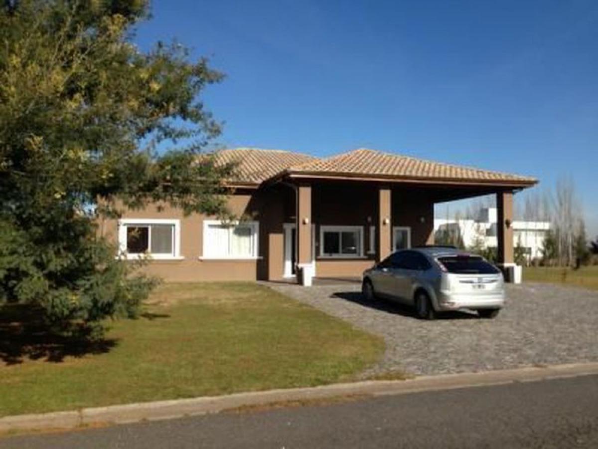Picture of Home For Sale in Bs.As. G.B.A. Zona Sur, Buenos Aires, Argentina