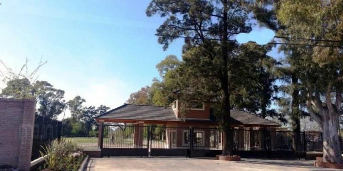 Picture of Residential Land For Sale in Almirante Brown, Distrito Federal, Argentina