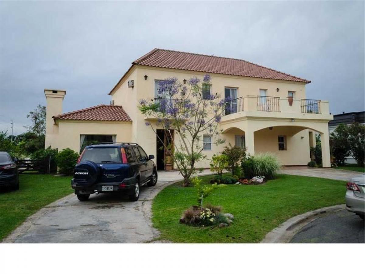 Picture of Home For Sale in Ezeiza, Buenos Aires, Argentina