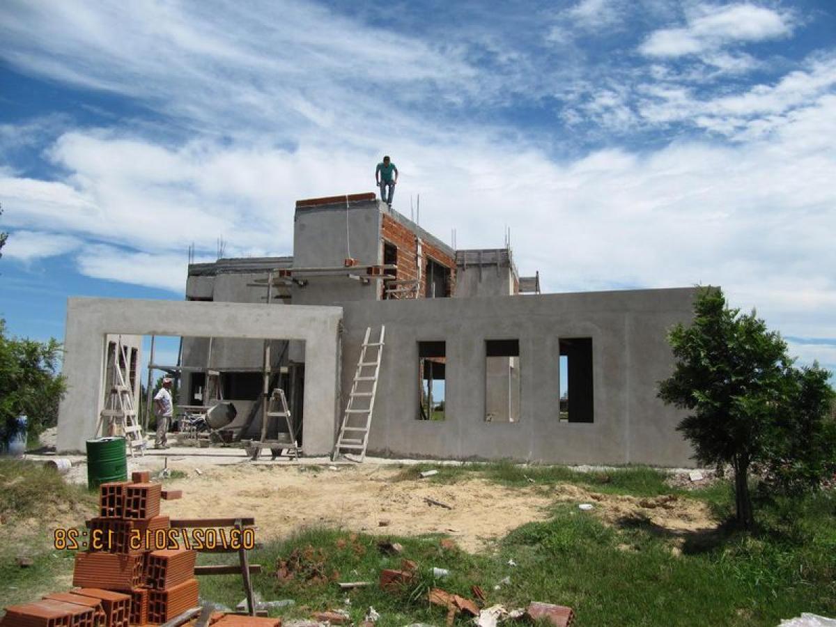 Picture of Home For Sale in Brandsen, Buenos Aires, Argentina