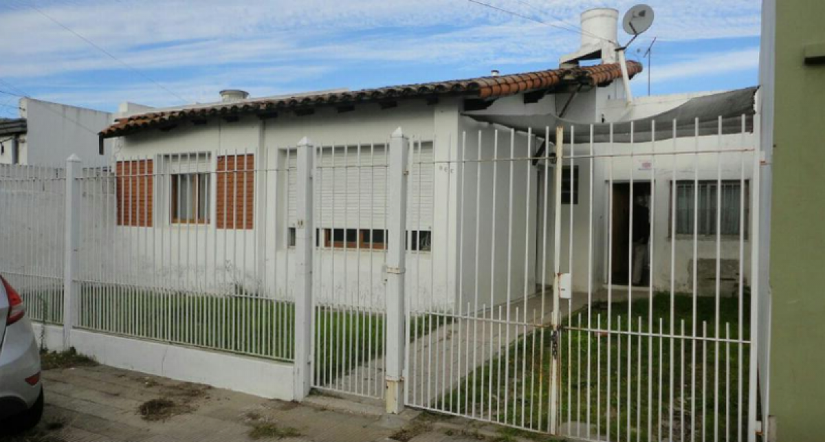 Picture of Home For Sale in Bs.As. G.B.A. Zona Sur, Buenos Aires, Argentina