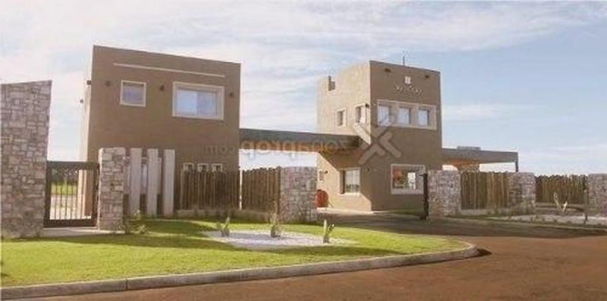 Picture of Residential Land For Sale in Bs.As. G.B.A. Zona Sur, Buenos Aires, Argentina