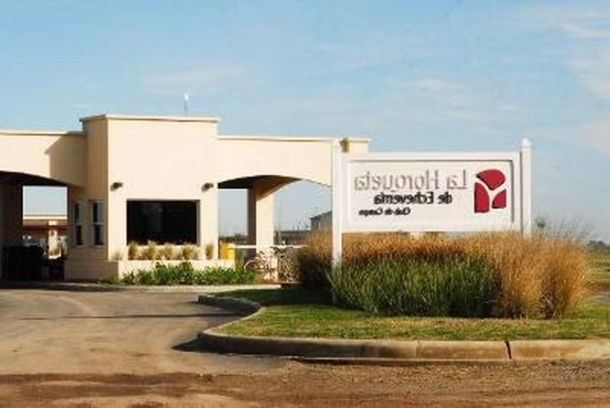 Picture of Residential Land For Sale in Esteban Echeverria, Buenos Aires, Argentina