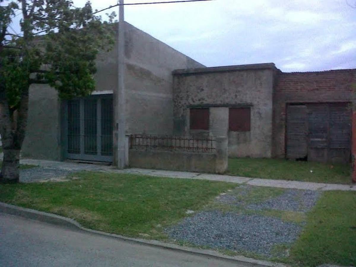 Picture of Home For Sale in Chascomus, Buenos Aires, Argentina
