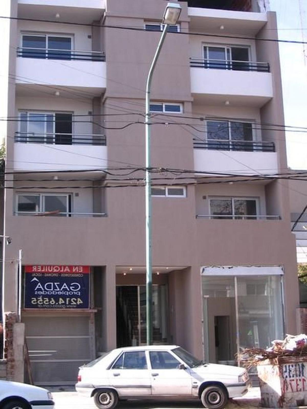 Picture of Office For Sale in Almirante Brown, Distrito Federal, Argentina