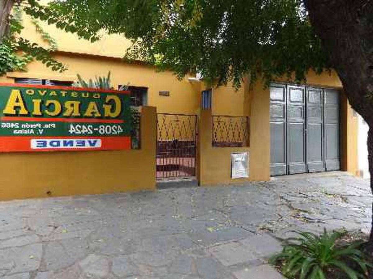 Picture of Home For Sale in Lanus, Buenos Aires, Argentina