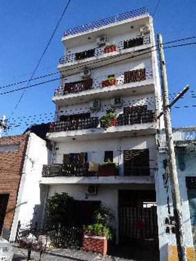 Apartment For Sale in Lanus, Argentina