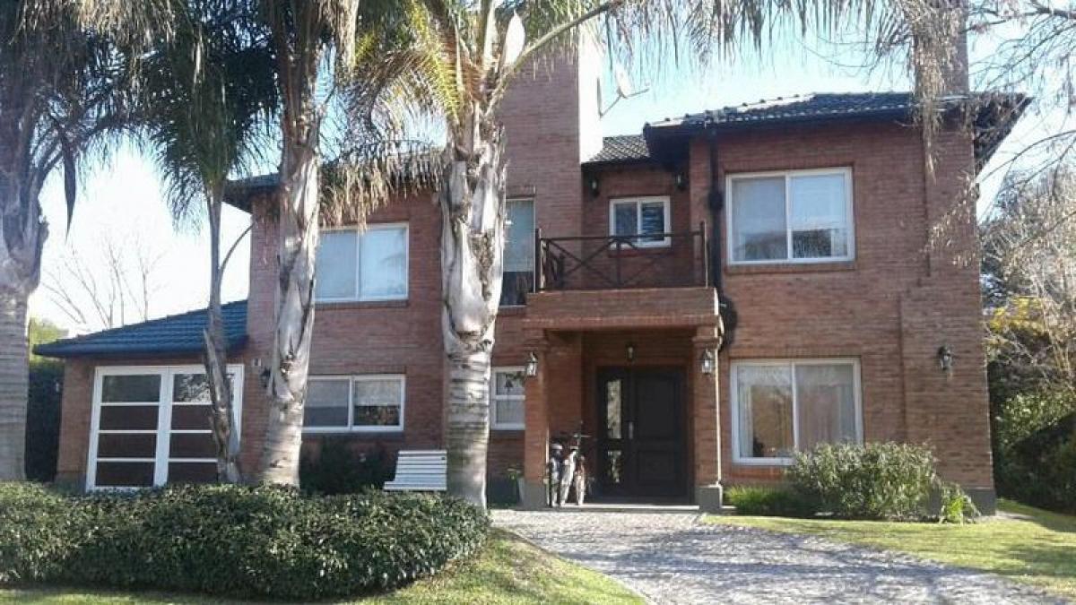 Picture of Home For Sale in Moreno, Buenos Aires, Argentina