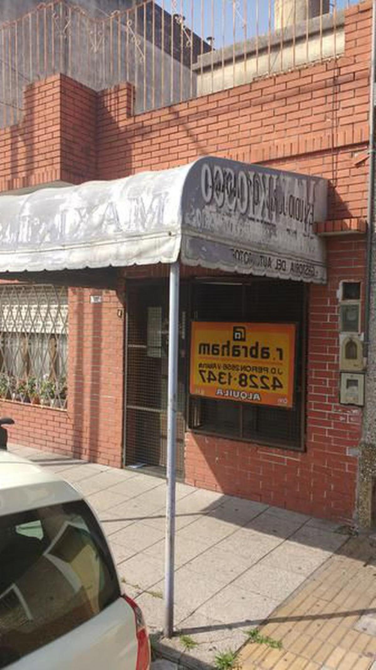 Picture of Office For Sale in Lanus, Buenos Aires, Argentina