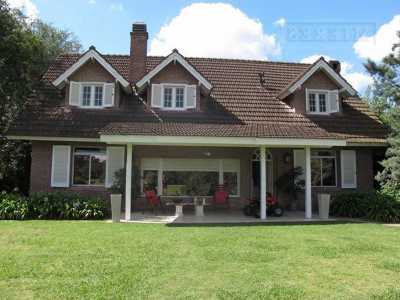 Home For Sale in Malvinas Argentinas, Argentina