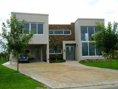 Home For Sale in Bs.As. G.B.A. Zona Oeste, Argentina