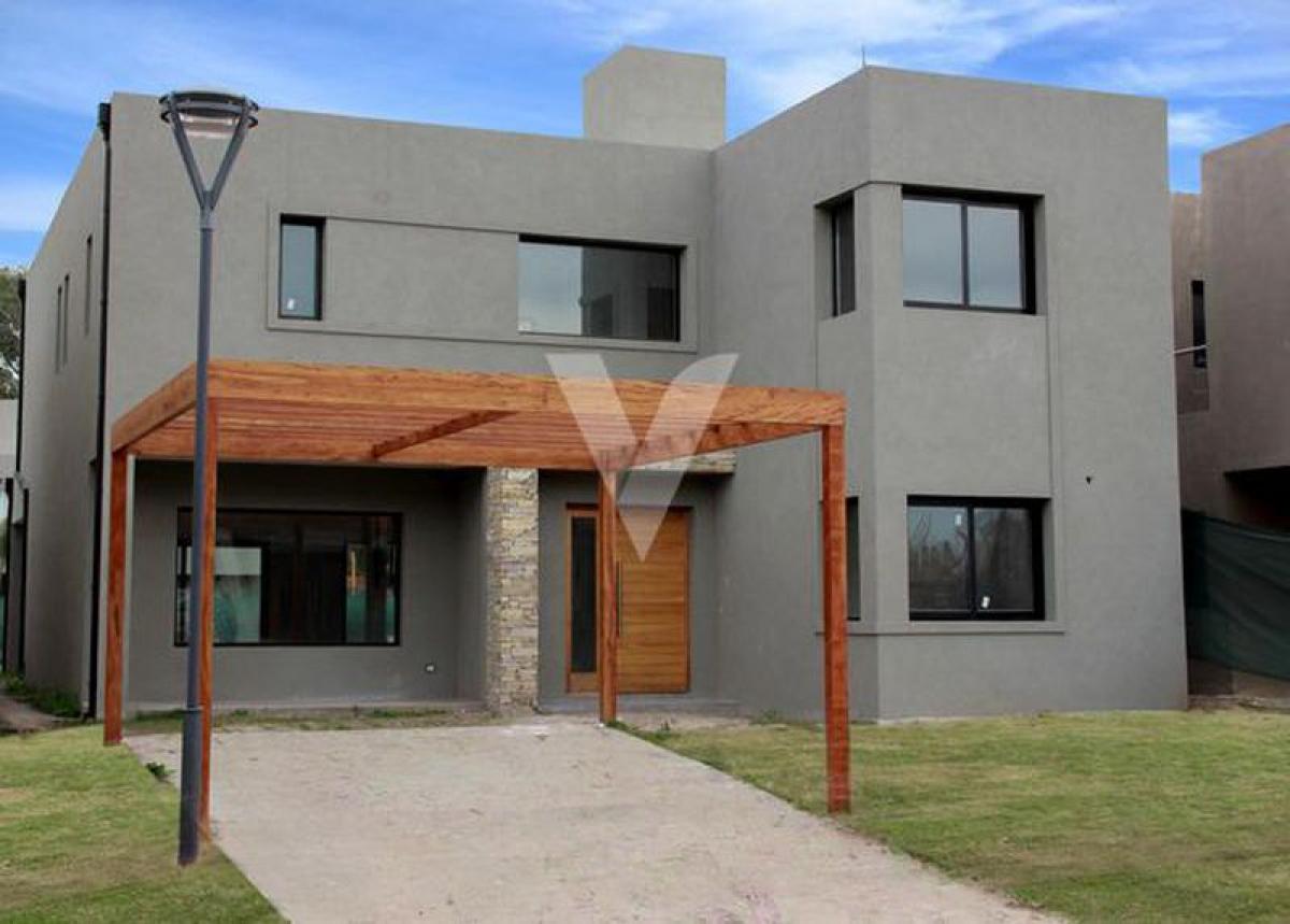 Picture of Home For Sale in Bs.As. G.B.A. Zona Oeste, Buenos Aires, Argentina