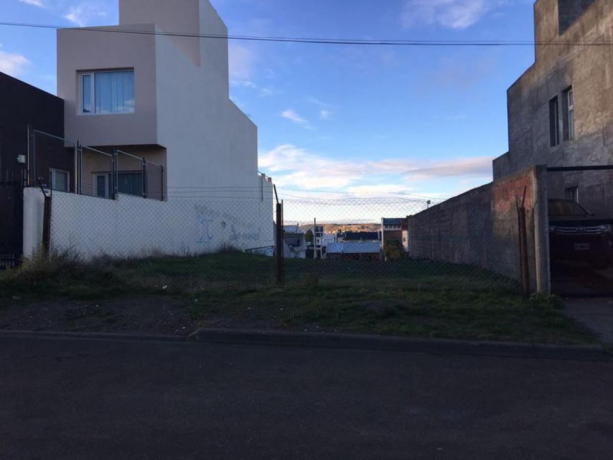 Picture of Residential Land For Sale in Chubut, Chubut, Argentina