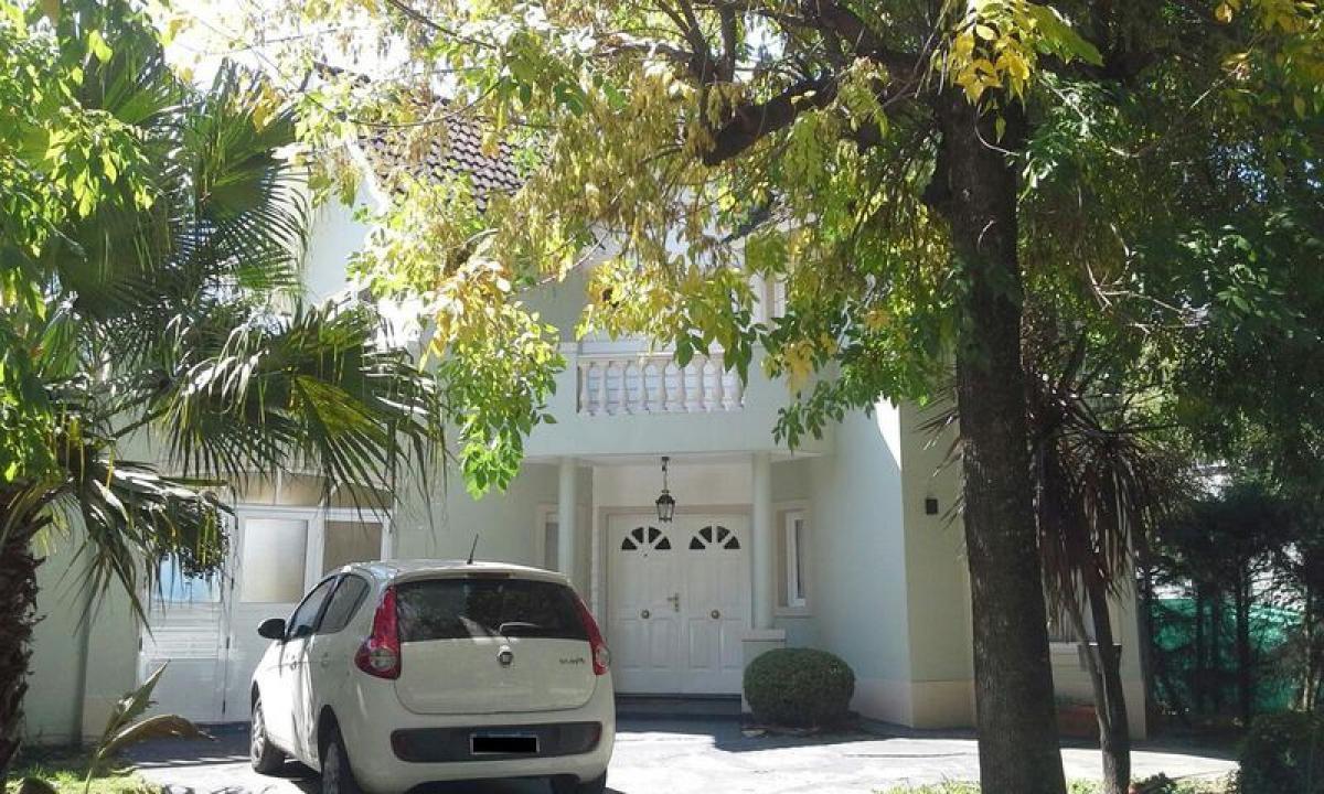 Picture of Home For Sale in Bs.As. G.B.A. Zona Oeste, Buenos Aires, Argentina