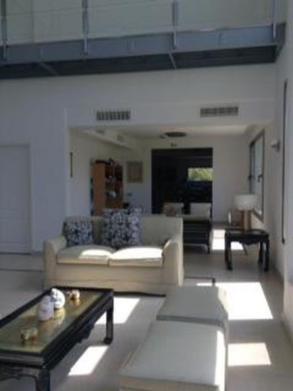 Picture of Home For Sale in La Plata, Buenos Aires, Argentina