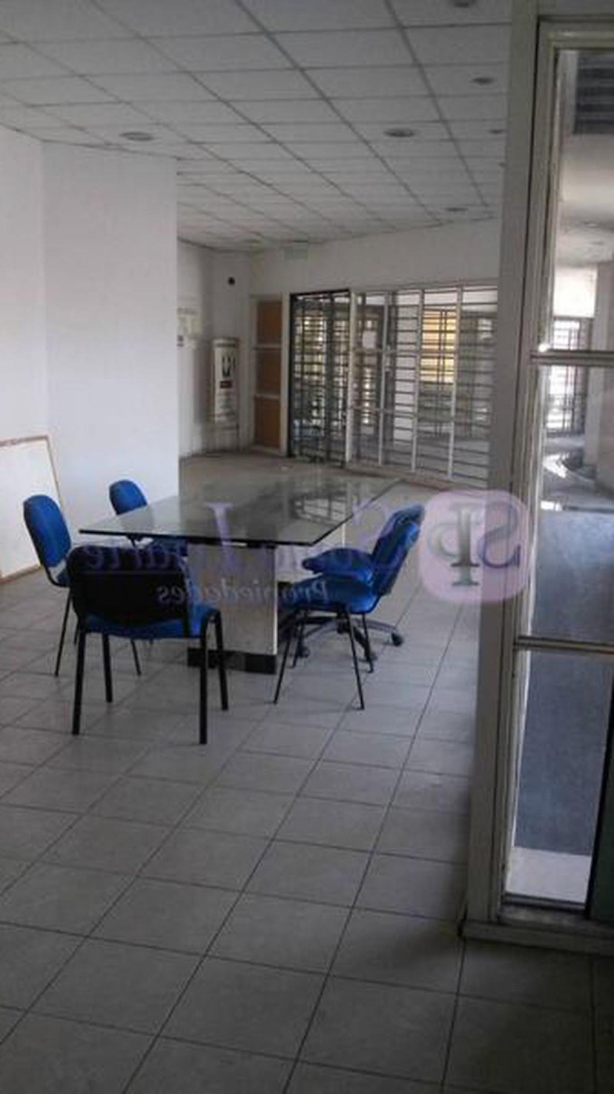 Picture of Home For Sale in Bs.As. G.B.A. Zona Oeste, Buenos Aires, Argentina