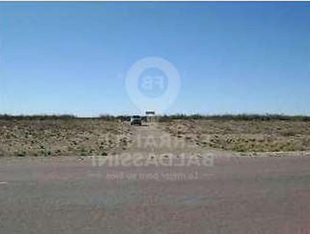 Picture of Home For Sale in La Pampa, Cordoba, Argentina