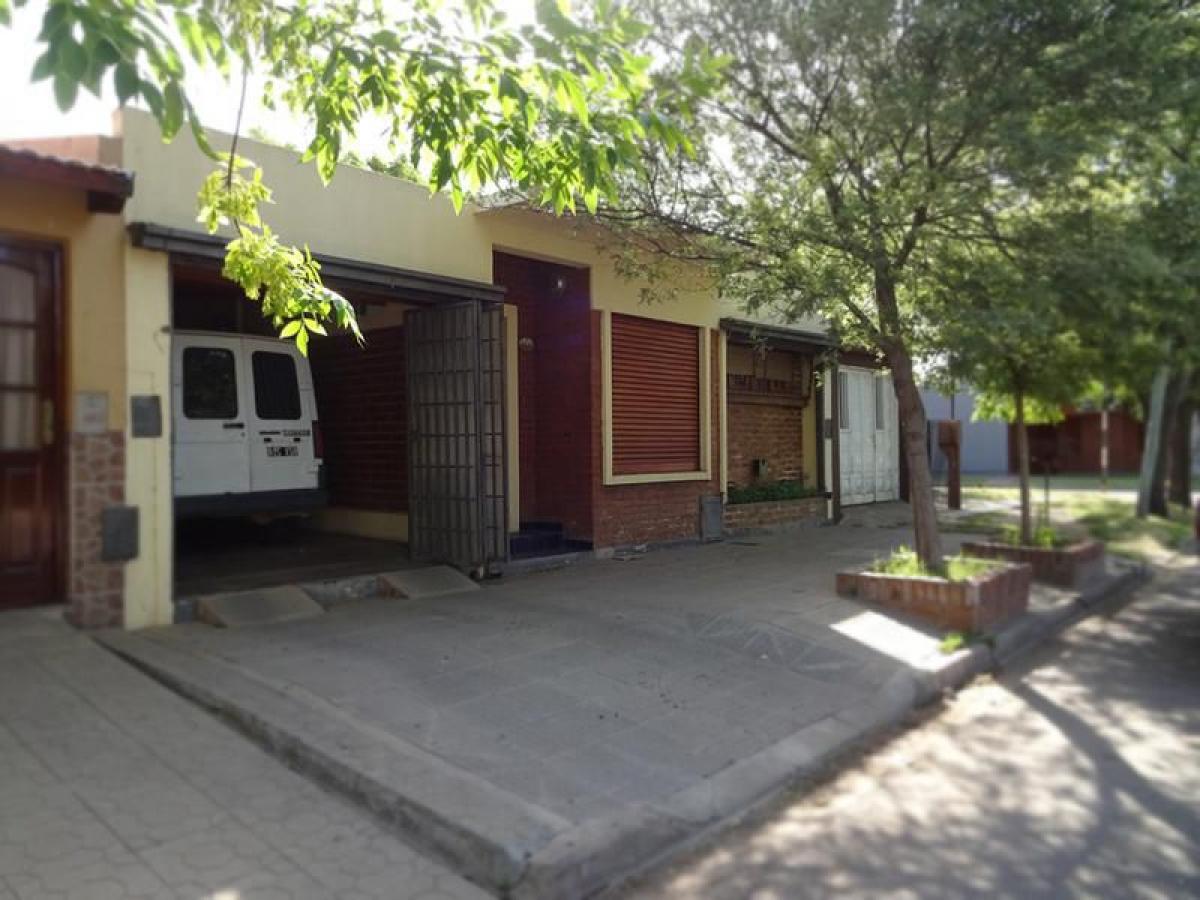 Picture of Home For Sale in La Pampa, Cordoba, Argentina