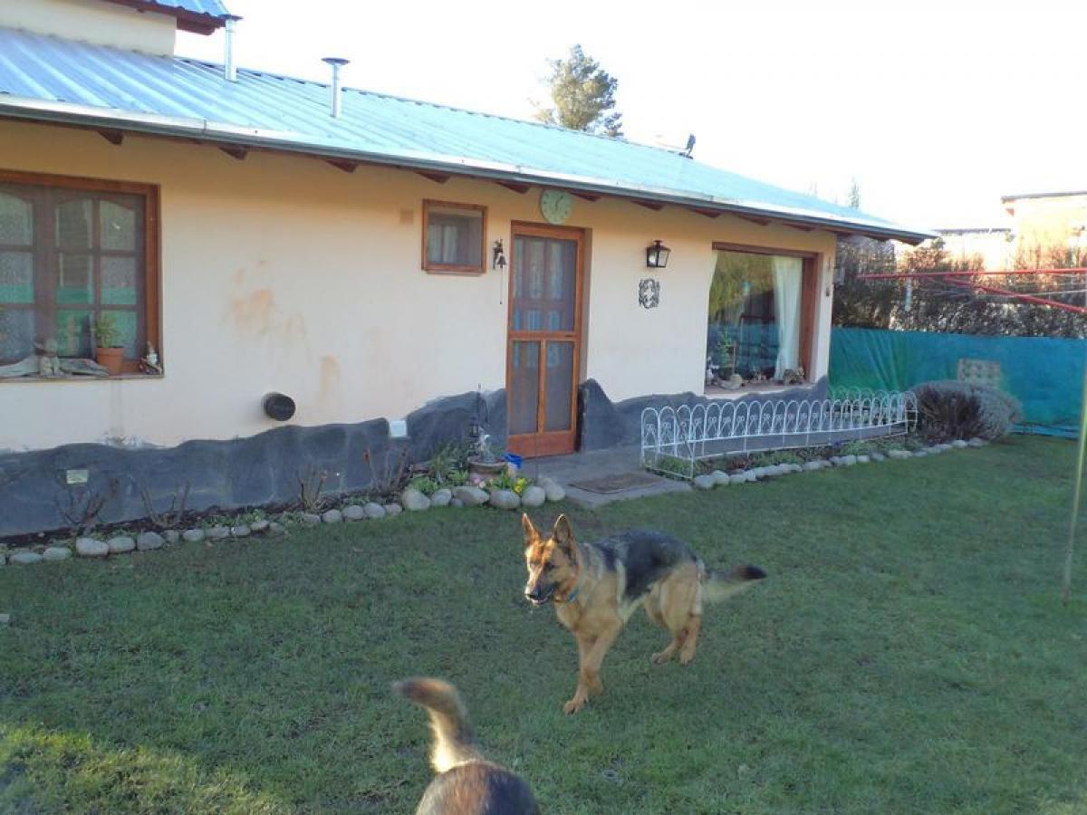 Picture of Home For Sale in San Carlos De Bariloche, Rio Negro, Argentina