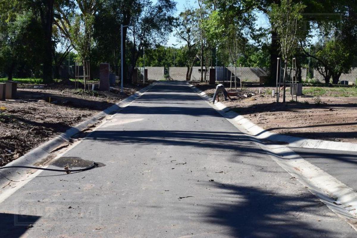 Picture of Residential Land For Sale in Bs.As. G.B.A. Zona Norte, Buenos Aires, Argentina