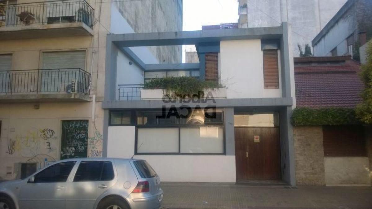 Picture of Home For Sale in La Plata, Buenos Aires, Argentina