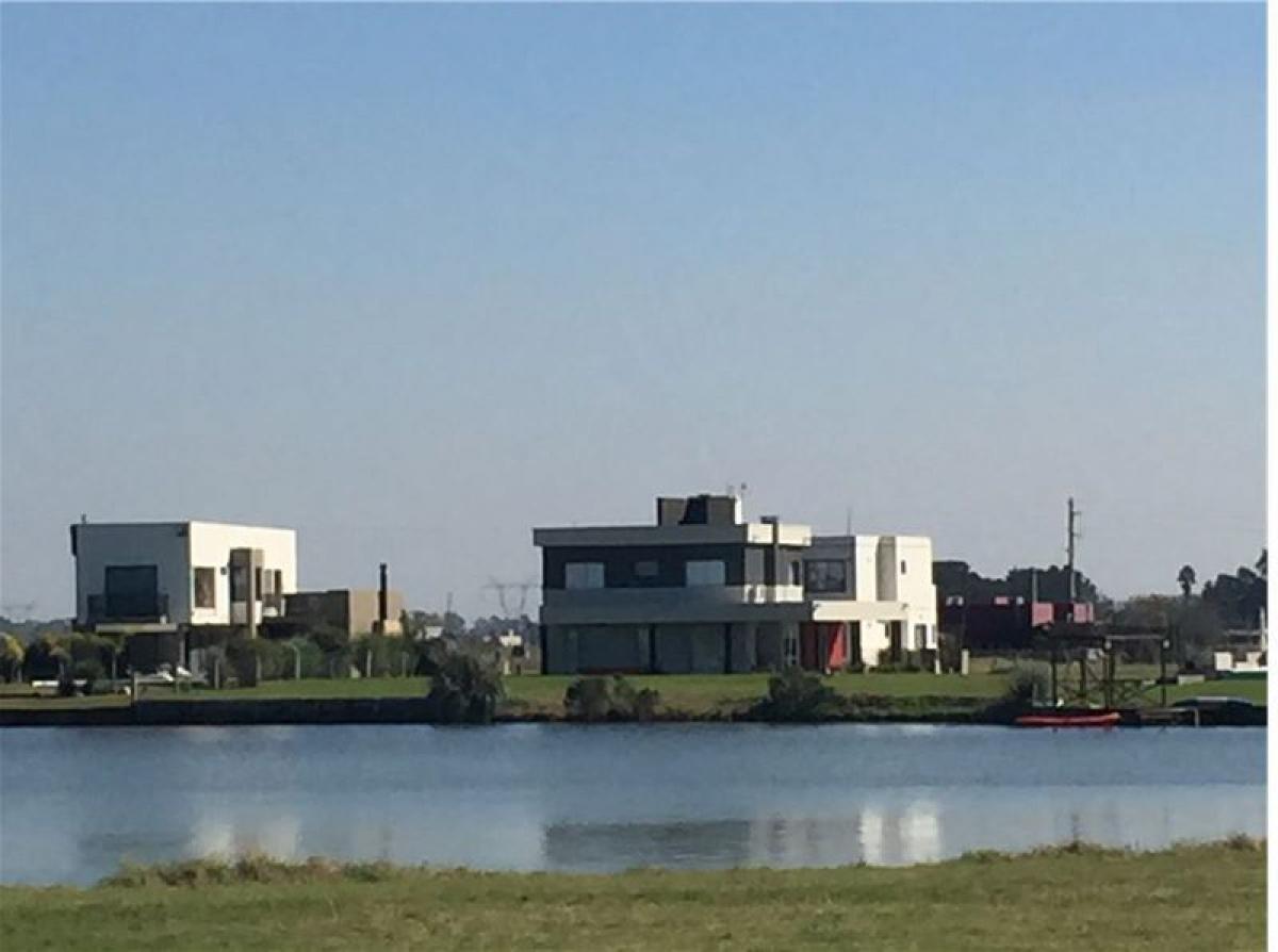 Picture of Residential Land For Sale in San Vicente, Buenos Aires, Argentina