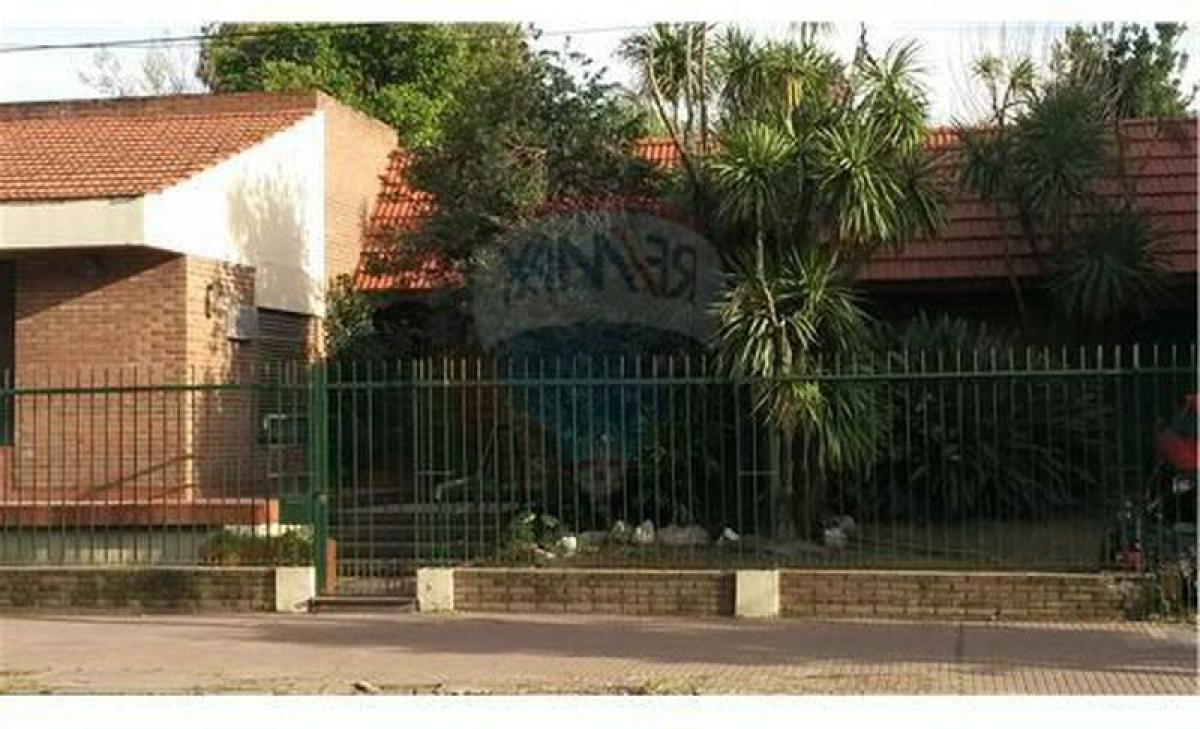 Picture of Office For Sale in Lanus, Buenos Aires, Argentina