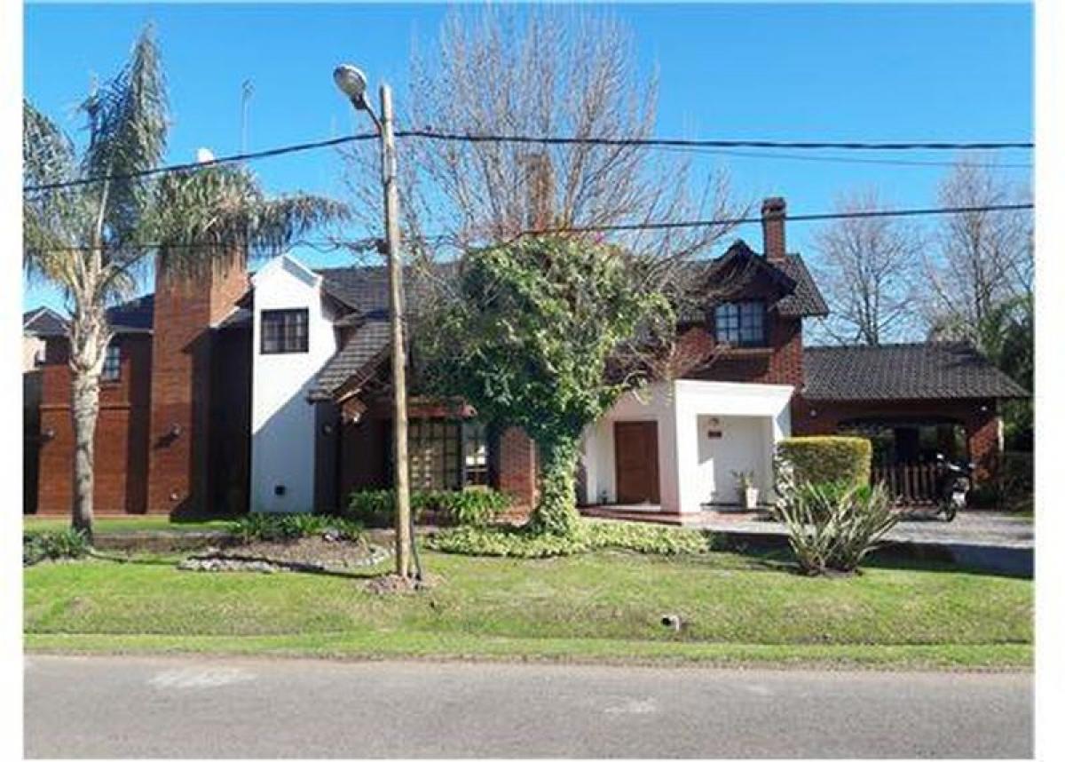 Picture of Home For Sale in Moreno, Buenos Aires, Argentina