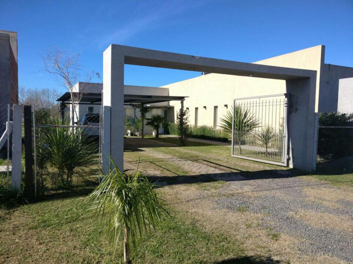 Picture of Home For Sale in General Paz, Buenos Aires, Argentina