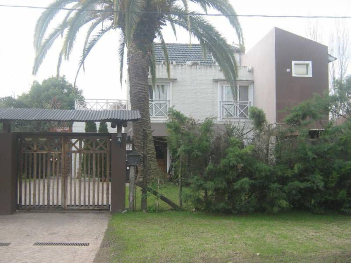 Picture of Home For Sale in Ezeiza, Buenos Aires, Argentina