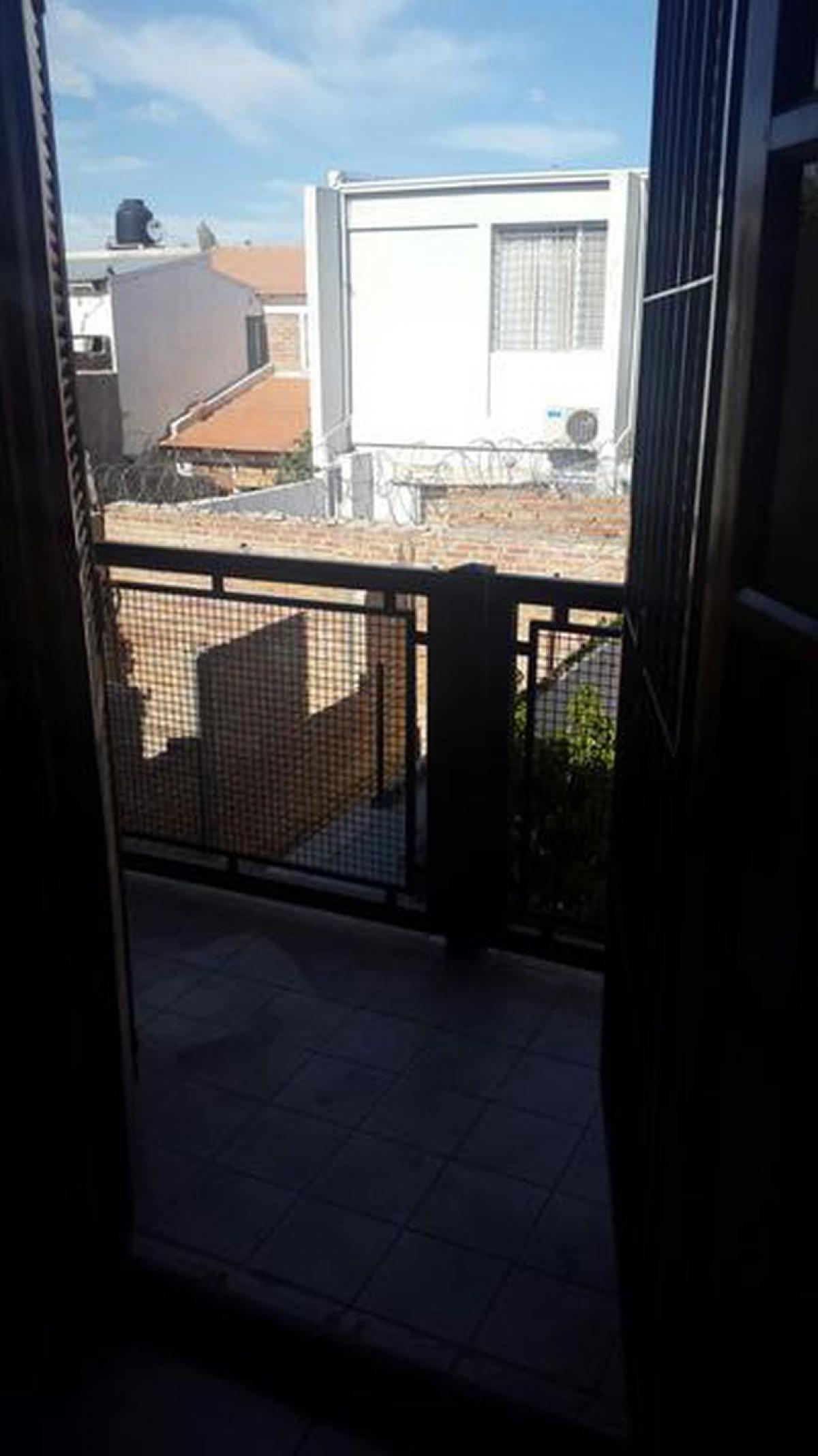 Picture of Home For Sale in Neuquen, Neuquen, Argentina