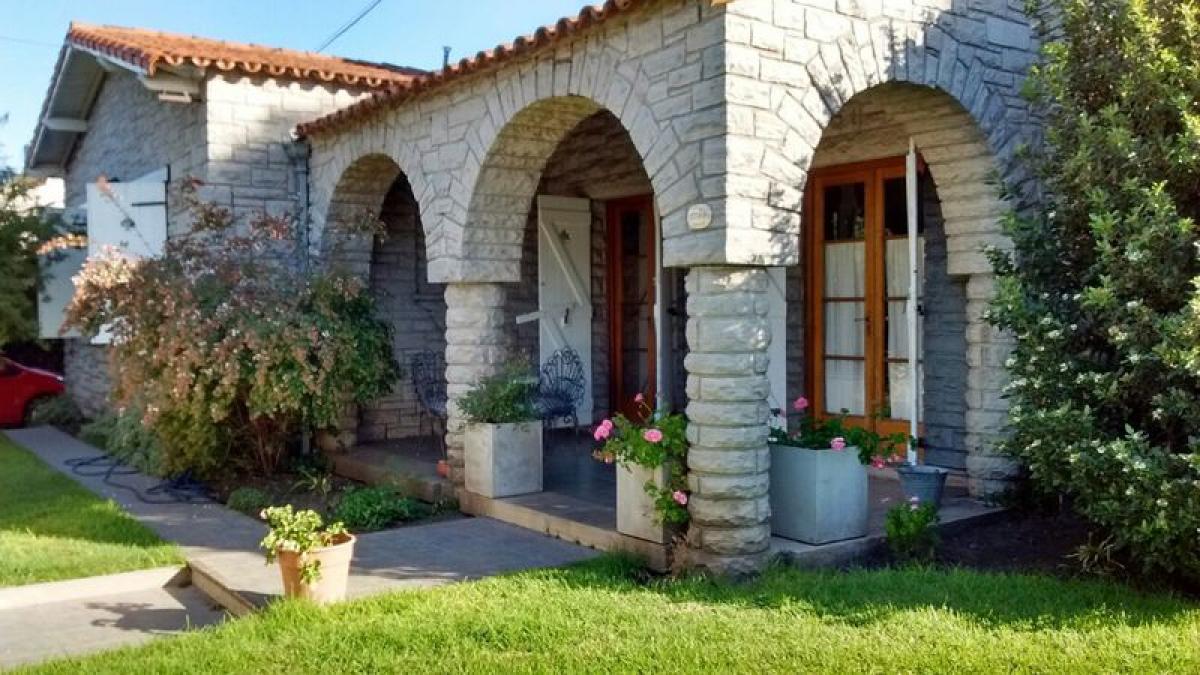 Picture of Home For Sale in Buenos Aires Costa Atlantica, Buenos Aires, Argentina