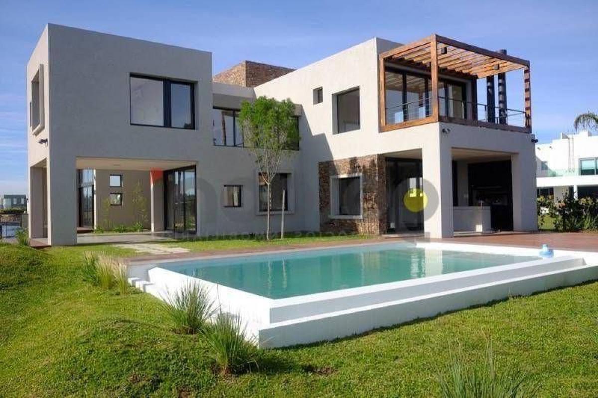 Picture of Home For Sale in Quilmes, Buenos Aires, Argentina